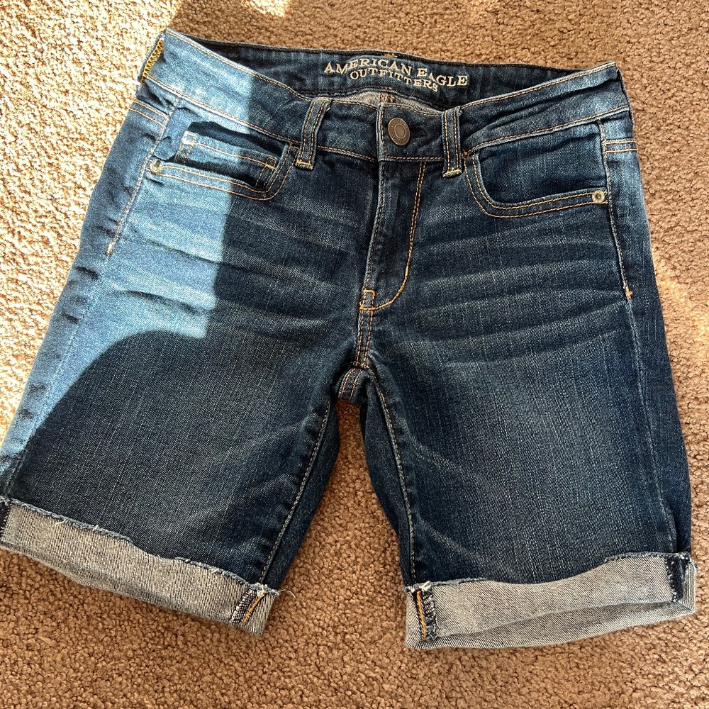 American Eagle Bermuda Shorts